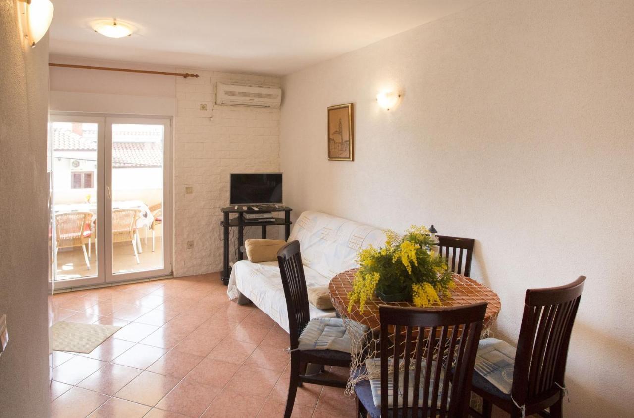 Apartments Gudelj Trogir Exterior foto